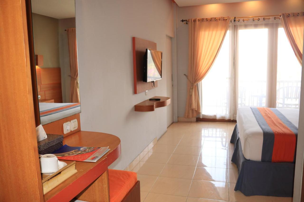 Grand Sinar Indah Hotel Legian  Exterior photo